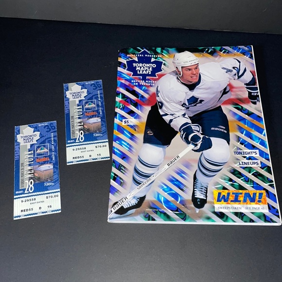 Hockey Night in Toronto Official Magazine # 4 97-98 New York Islanders NHL Leafs - Picture 1 of 8